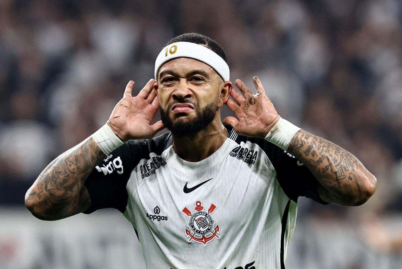 Quanto Memphis Depay vai ganhar com o título da Supercopa pelo Corinthians