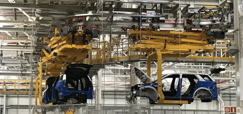 Indiana Tata Motors avalia encerrar produção de Land Rover em Itatiaia
