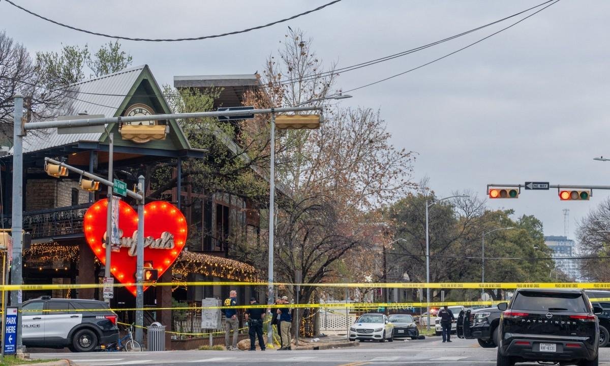Ataque a tiros no Texas deixa pelo menos dois mortos em potencial 'ato de terrorismo', diz FBI; atirador usava camisa com bandeira do Irã