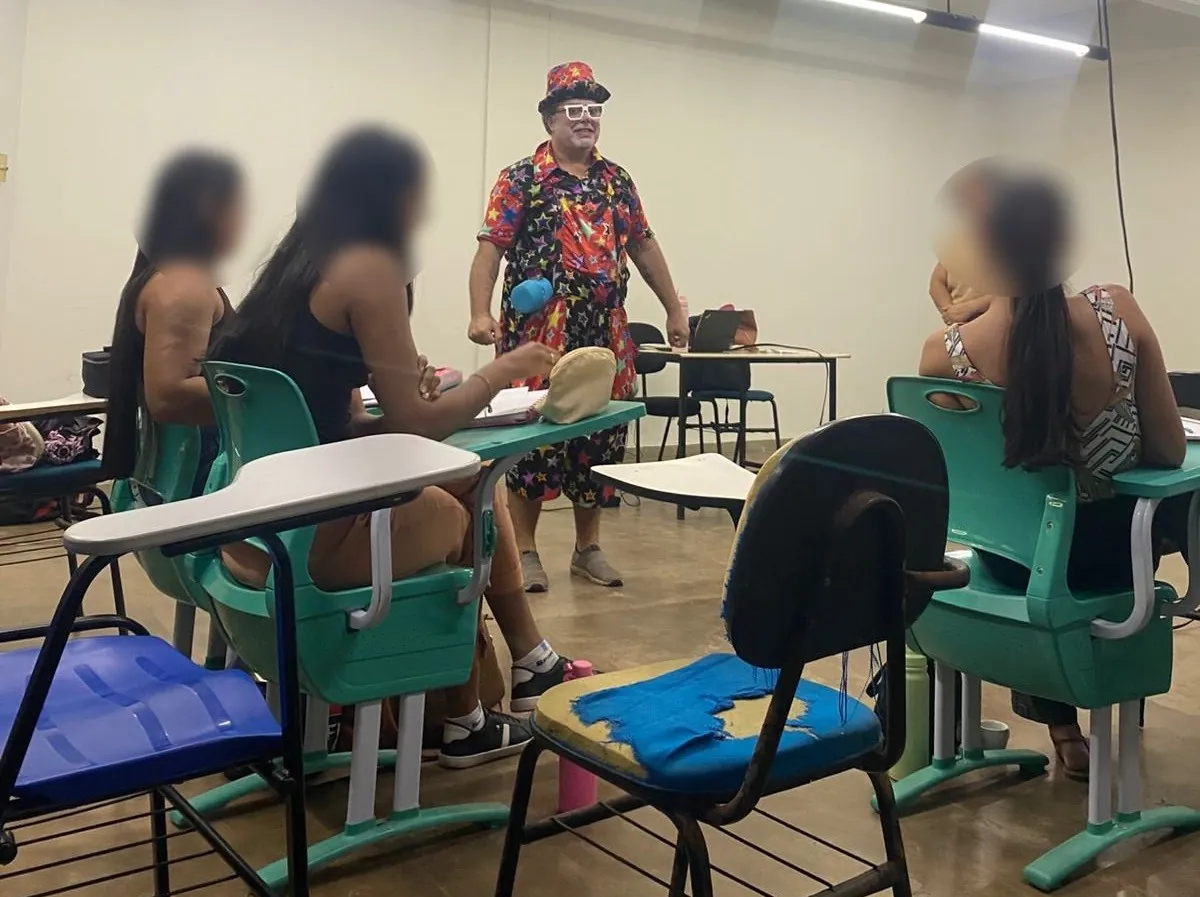 Homem vestido de palhaço entra na Ufal e é denunciado por assédio | G1