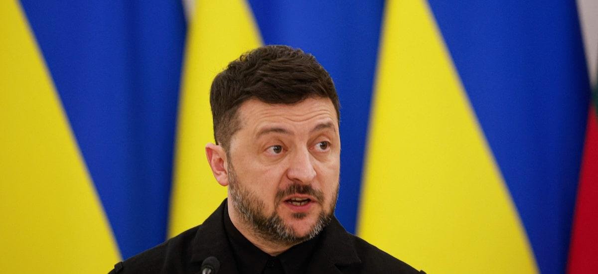 Zelenski diz que Ucrânia mira entrada na UE em 2027 como garantia de segurança contra Rússia