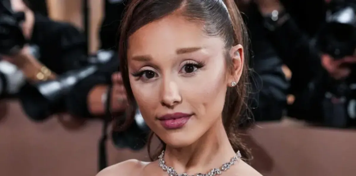 Por que Ariana Grande vai pausar sua carreira e evitar aparições públicas