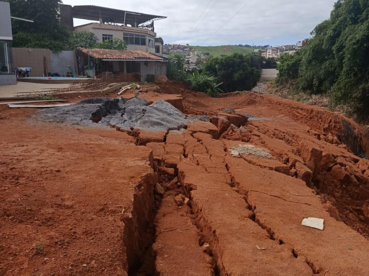 Vice-prefeito de Ubá tem casa condenada após temporal na cidade | G1